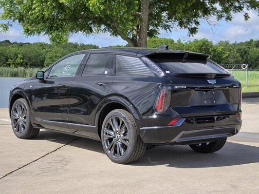 2025 Cadillac OPTIQ Sport