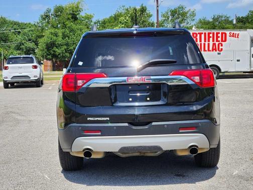 2017 GMC Acadia SLT-1