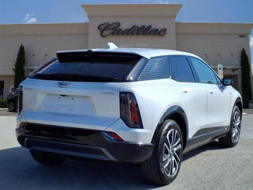 2025 Cadillac OPTIQ Sport