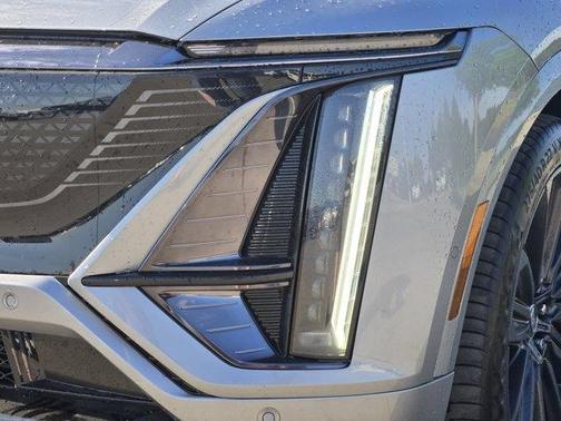 2026 Cadillac LYRIQ V