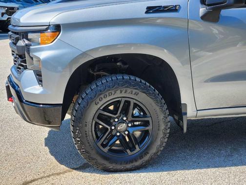 2023 Chevrolet Silverado 1500 Custom Trail Boss