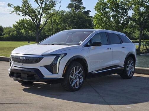 2025 Cadillac OPTIQ Luxury