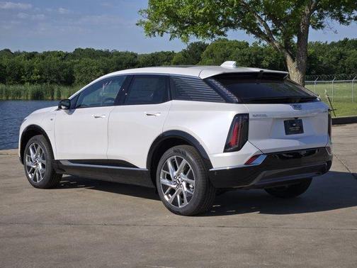 2025 Cadillac OPTIQ Luxury