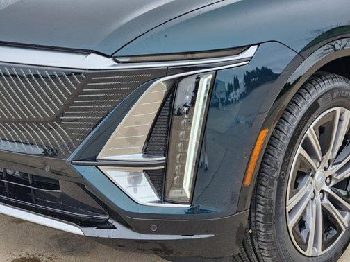 2025 Cadillac LYRIQ Luxury