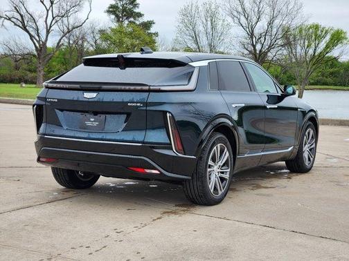 2025 Cadillac LYRIQ Luxury