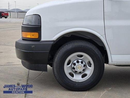 2025 Chevrolet Express 2500 Work Van