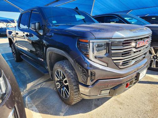 2022 GMC Sierra 1500 AT4