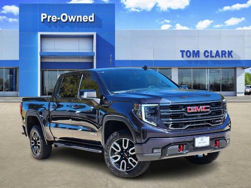 2022 GMC Sierra 1500 AT4