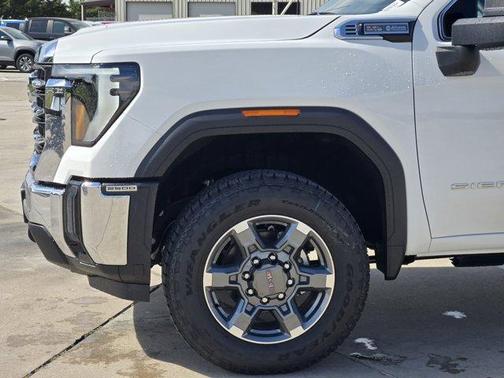 2026 GMC Sierra 2500 SLE