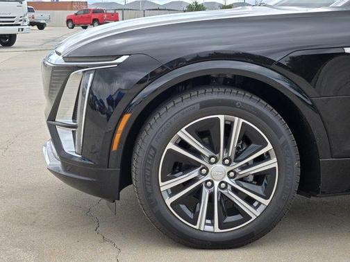 2025 Cadillac LYRIQ Luxury