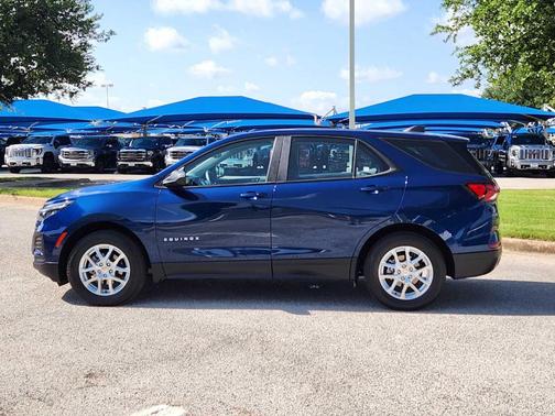 2022 Chevrolet Equinox LS