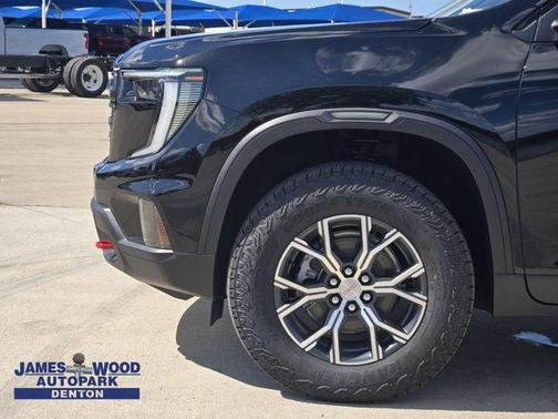 2025 GMC Acadia AT4