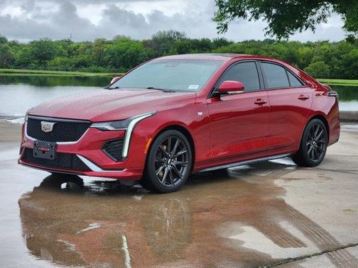 2022 Cadillac CT4 Sport