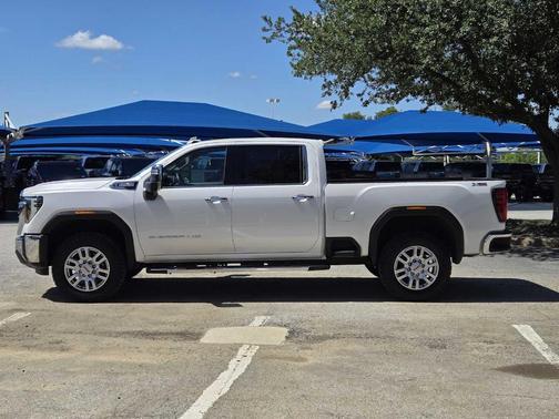2024 GMC Sierra 2500 SLT