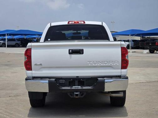 2014 Toyota Tundra SR5
