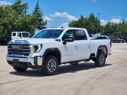 2025 GMC Sierra 2500 SLE