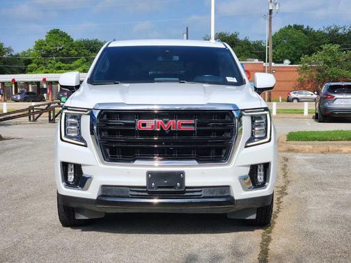 2022 GMC Yukon SLE