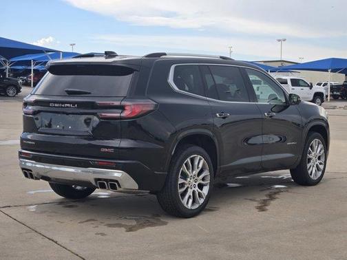 2025 GMC Acadia Denali
