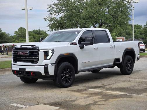 2025 GMC Sierra 3500 AT4