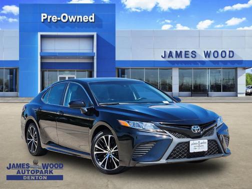2019 Toyota Camry SE