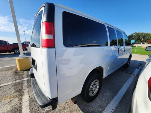 2015 Chevrolet Express 2500 LT