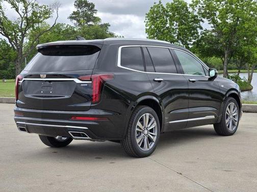 2025 Cadillac XT6 Premium Luxury FWD
