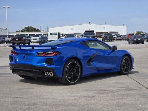 2025 Chevrolet Corvette Stingray w/1LT