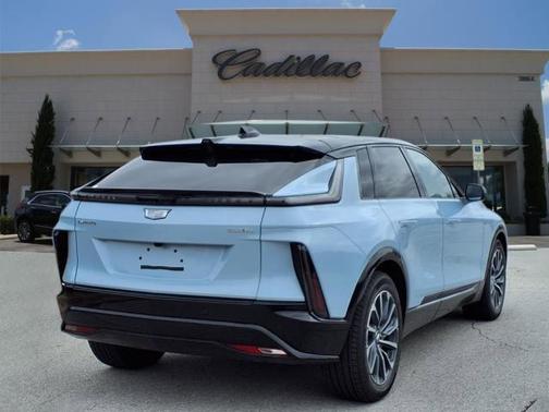 2025 Cadillac LYRIQ Sport