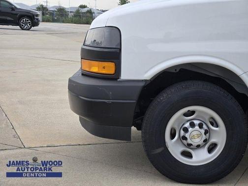 2025 Chevrolet Express 2500 Work Van