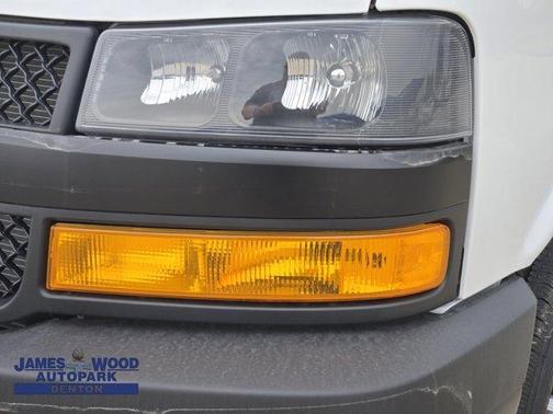2025 Chevrolet Express 2500 Work Van