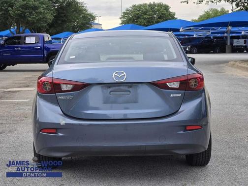 2015 Mazda Mazda3 i Sport