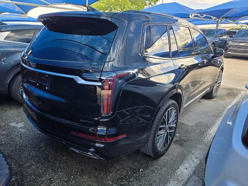 2024 Cadillac XT6 Sport AWD