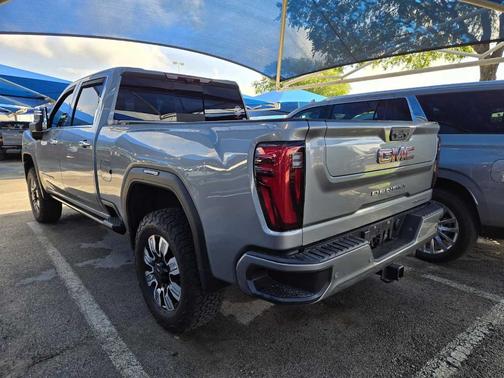 2024 GMC Sierra 2500 Denali
