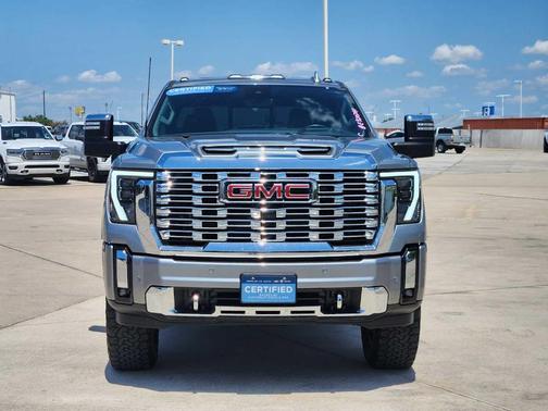 2024 GMC Sierra 2500 Denali