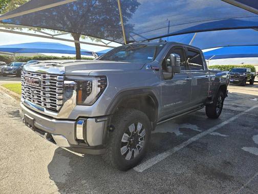2024 GMC Sierra 2500 Denali