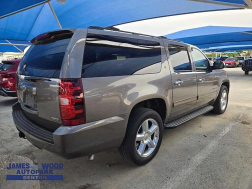 2011 Chevrolet Suburban 1500 LT