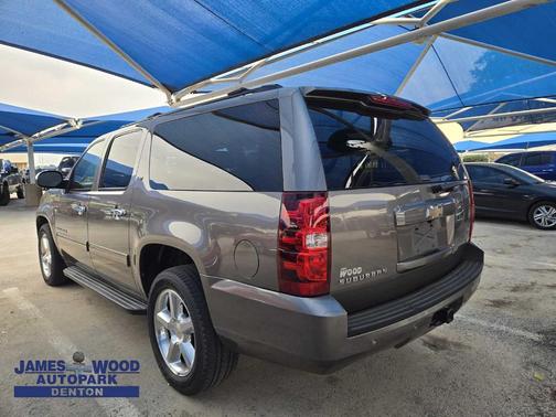 2011 Chevrolet Suburban 1500 LT
