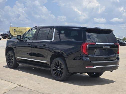 2025 GMC Yukon XL Elevation