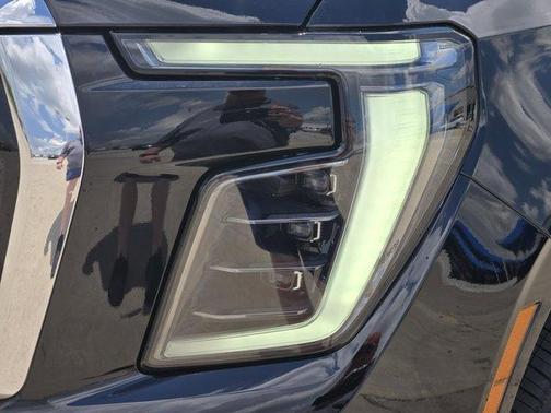 2025 GMC Yukon XL Elevation