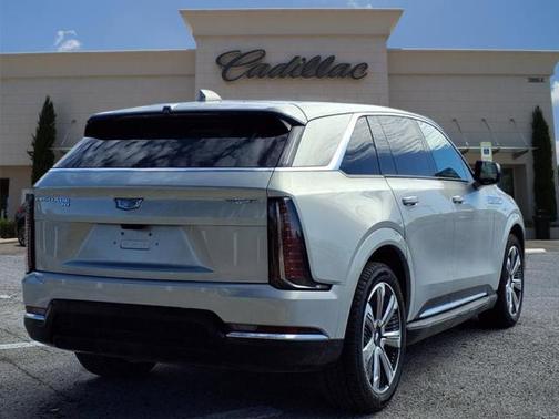 2025 Cadillac Escalade IQ Luxury