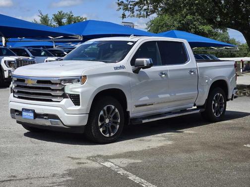 2022 Chevrolet Silverado 1500 High Country
