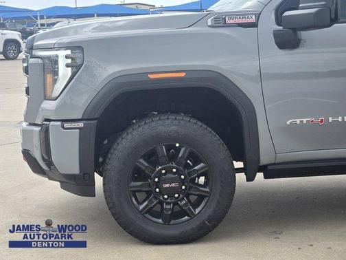 2025 GMC Sierra 2500 AT4