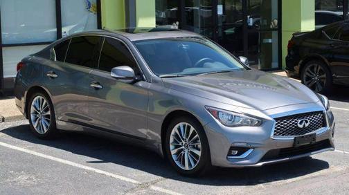 2023 INFINITI Q50 LUXE