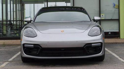 2019 Porsche Panamera GTS