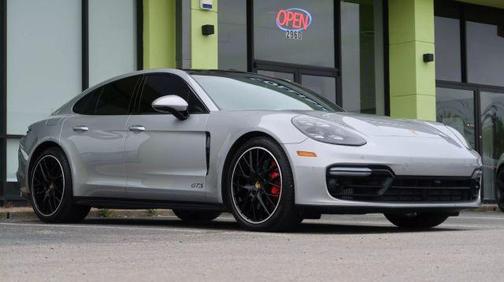2019 Porsche Panamera GTS