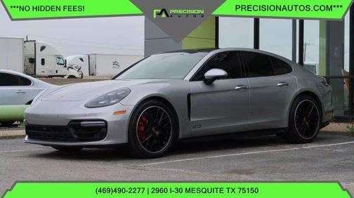2019 Porsche Panamera GTS