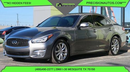 2017 INFINITI Q70 3.7