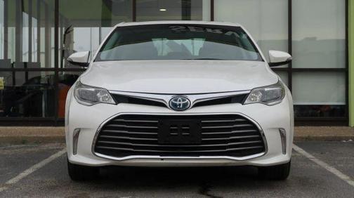 2018 Toyota Avalon Hybrid Limited