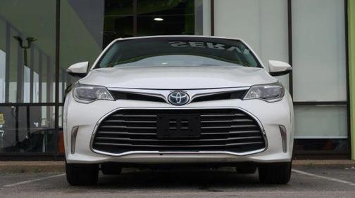 2018 Toyota Avalon Hybrid Limited