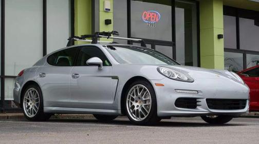 2015 Porsche Panamera S